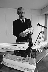 Jacques Piccard by Erling Mandelmann.jpg