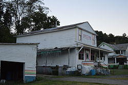 General store at Wingett Run