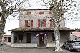 The town hall in Birieux