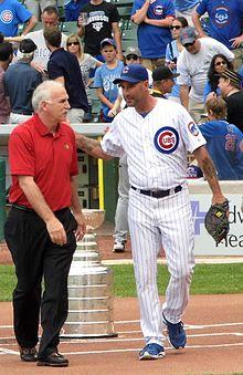 Sveum with Cubs.jpg
