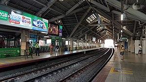 Line 1 EDSA Station Platform 1.jpg
