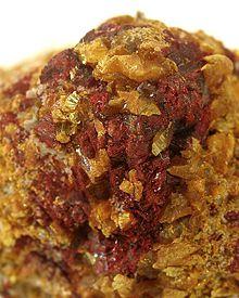 Lorandite-Orpiment-sea81b.jpg