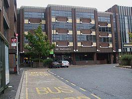 Wallington station main building.JPG