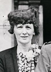 Lord Cavendish (cropped Mary Cavendish, Duchess of Devonshire).jpg