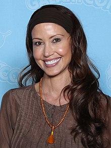 Shannon Elizabeth Photo Op GalaxyCon Richmond 2020.jpg