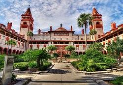 Flagler College Courtyard.jpg