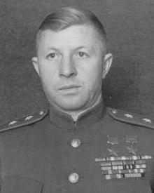 Alexander Ilich Rodimtsev.jpg