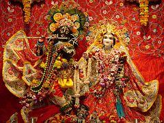 Radha Syamasundar Vrindavan Radhastami 2004.jpg
