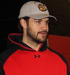 Brent Seabrook (23501039815) (1) (cropped).jpg