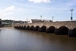 Barnstaplelongbridge.jpg