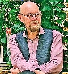 Esko Valtaoja Akateeminen kirjakauppa (2020) 02.jpg