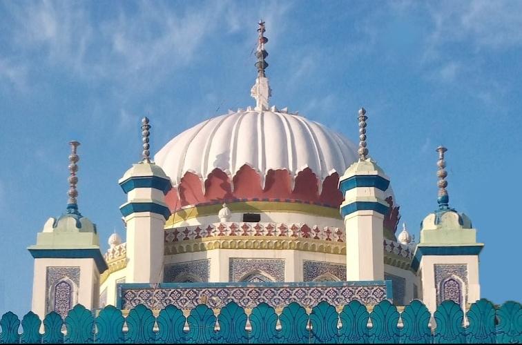 Shrine of Pir Hadi Hassan Bux Shah Jilani