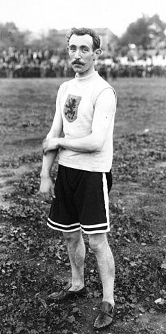 Fernand Gonder 1911.jpg