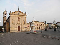 Piazza San Giuseppe (Saint Joseph square) with the monument of saint and the parish church