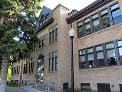 Victoria School Saskatoon.jpg
