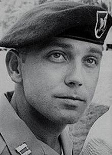Dr Jeffrey Macdonald Fort Bragg Murderer 1970A.jpg