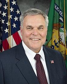 Chuck Rettig IRS official photo.jpg