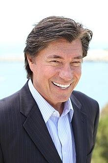 Ross Shafer headshot.jpg