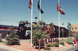 Sculpture U.S. − Canada Friendship at the Havre railroad station