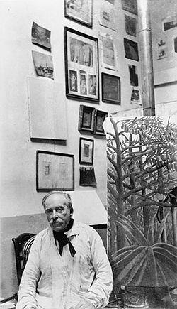 Portrait of Henri (Le Douanier) Rousseau, 1910, photograph Pablo Picasso.jpg