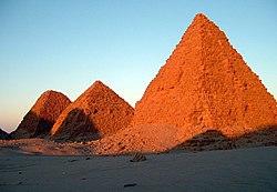 Pyramids of Nuri (cropped).jpg