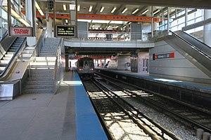 Train and empty track at Midway.jpg