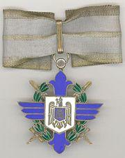 Ordinul Virtutea Aeronautica Comandor 1930 (avers).jpg