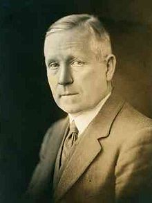 Henry Simpson Newland 1932 B6071.jpg