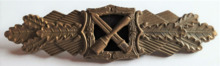 Nahkampfspange - Close Combat Clasp, bronze, 1957.png