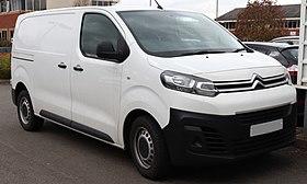 2017 Citroen Dispatch 1400 2.0 Front.jpg