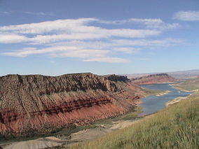 Flaming Gorge Reservoir.jpg