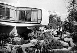 Monsanto Plastics Home of the Future, Disneyland, 1958 (15364290924).jpg