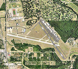 Stinson Municipal Airport - Texas.jpg