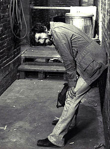 David Birney Serpico 1976.JPG