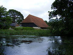 Elizabethan Great Barn at Michelham Priory - geograph.org.uk - 1407085.jpg