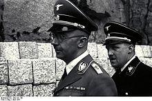 Bundesarchiv Bild 192-140, KZ Mauthausen, Himmler mit Eigruber.jpg