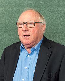 Uwe Seeler – Tag der Legenden 2016 03.jpg