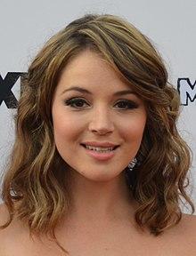 Kether Donohue - 2014 (cropped).jpg