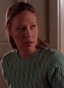 Paris Geller Screenshot.jpg