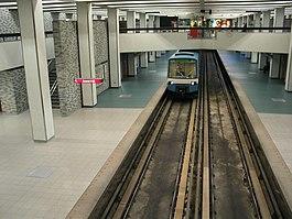 MontrealMetroPlasDeArts.JPG