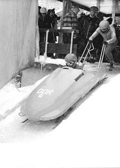 Bundesarchiv Bild 183-U0331-0025, Horst Schönau, Andreas Kirchner.jpg
