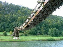 A stressed ribbon pedestrian bridge near Essing using a fabricated deck