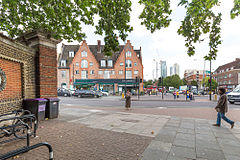 Junction of Green Lanes and Seven Sisters Road.jpg