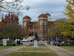 16th Street Baptist Church from Kelly Ingram Park Nov 2011.jpg
