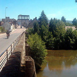 Porte-Arroux-Autun.jpg