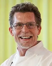 Rick Bayless in 2010.jpg