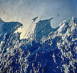 NASA BruneiBay STS035-78-22.JPG