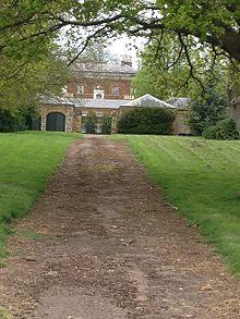 Eydon Hall (geograph 4473641).jpg