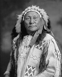 Hollow Horn Bear LCCN 2016858434 (2) (cropped).jpg