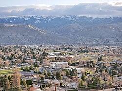 East Wenatchee Washington- looking south, Columbia River in the valley below